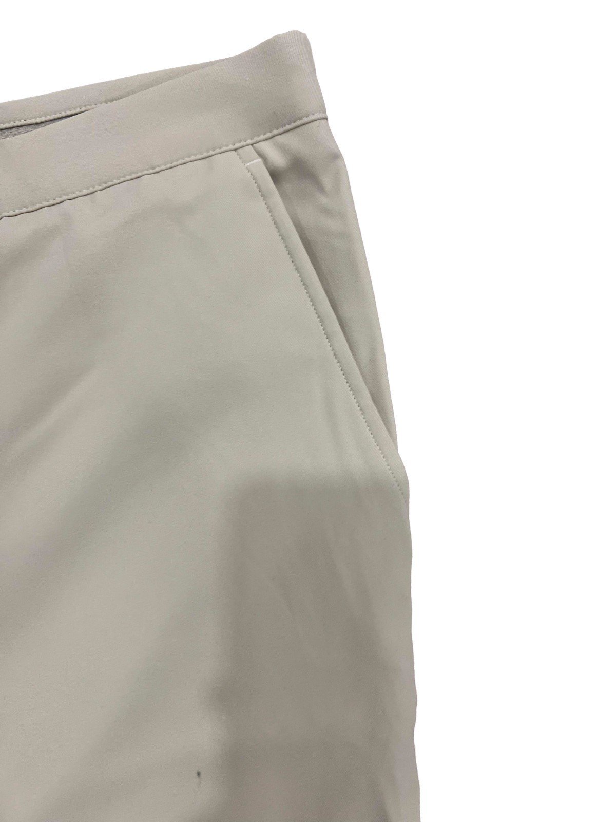 Kirkland Signature Men's Beige Shorts Classic Fit Stretch Size - 42 - Image 5